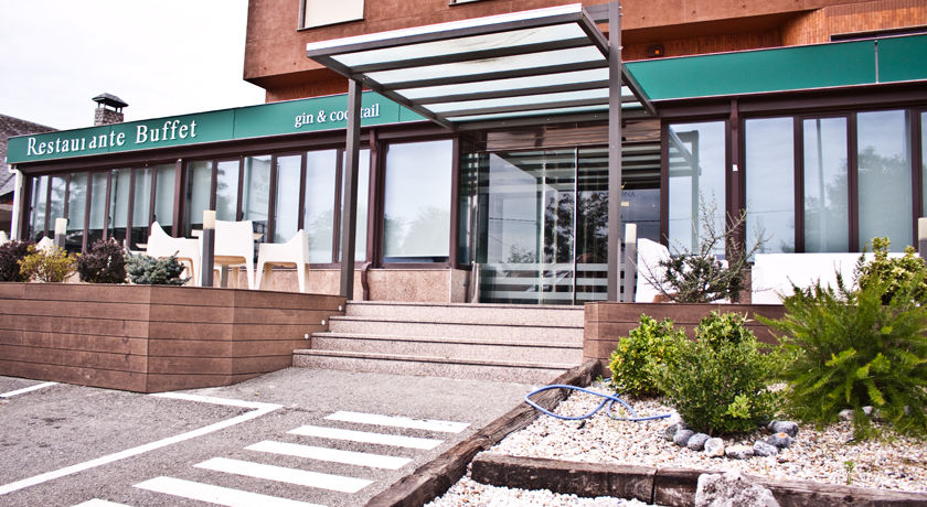 Corona de Galicia Valga Exterior foto